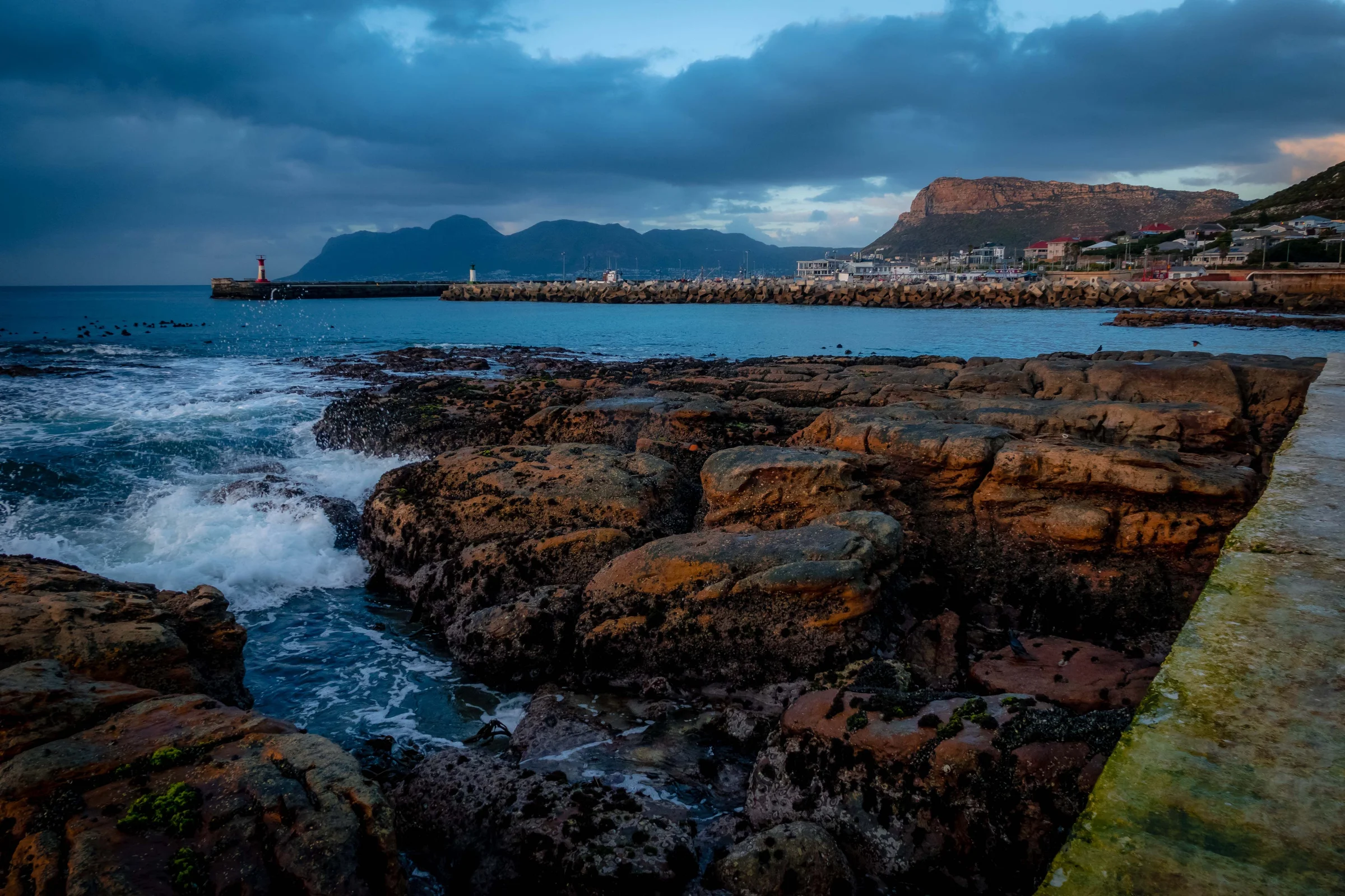 Cape Town harbour at dusk
